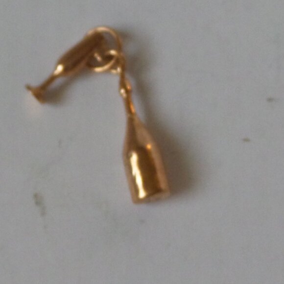 Jet Set Candy rose gold champagne and flute charm - Picture 6 of 7